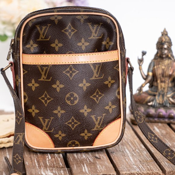 Louis Vuitton Handbags - ✅Authentic ✅LOUIS VUITTON Danube Crossbody